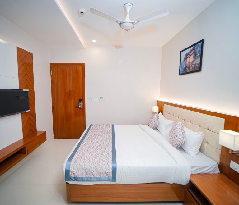 Hotel Veda By RKS